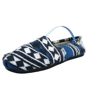 TOMS Women's  Flat Blue Fabric Sz 6‎ Medium  Used 2025